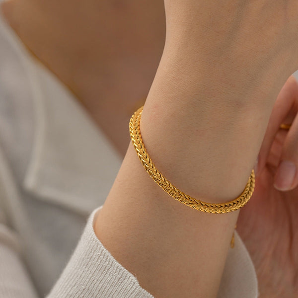 Kateřina – Pulsera de oro